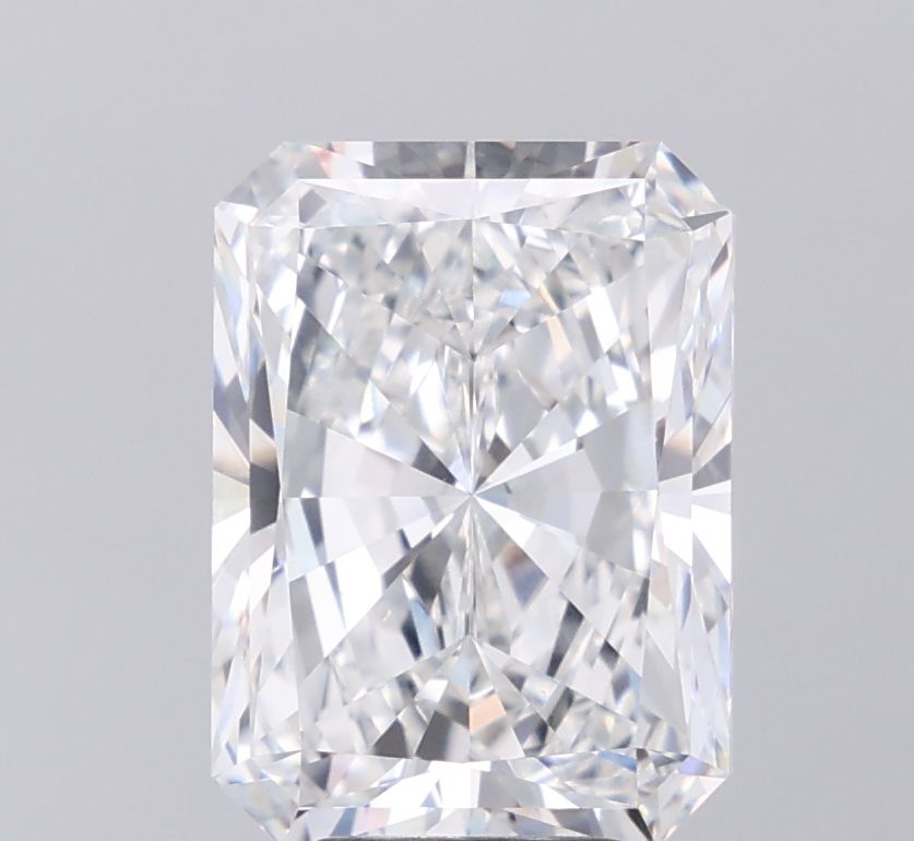 5.72 ct. radiant Lab Grown Diamond front image