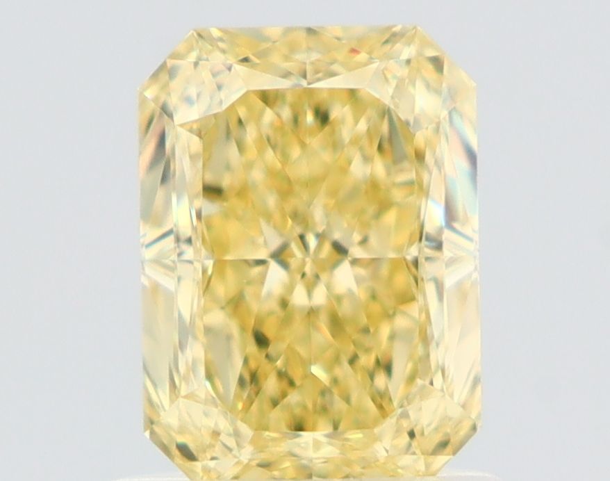 1.03 ct Radiant diamond