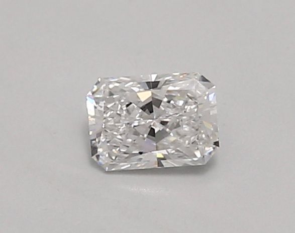 0.4 ct lab-grown Radiant Diamond