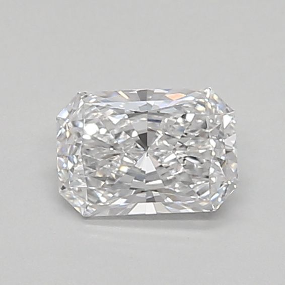 0.37 ct lab-grown Radiant Diamond