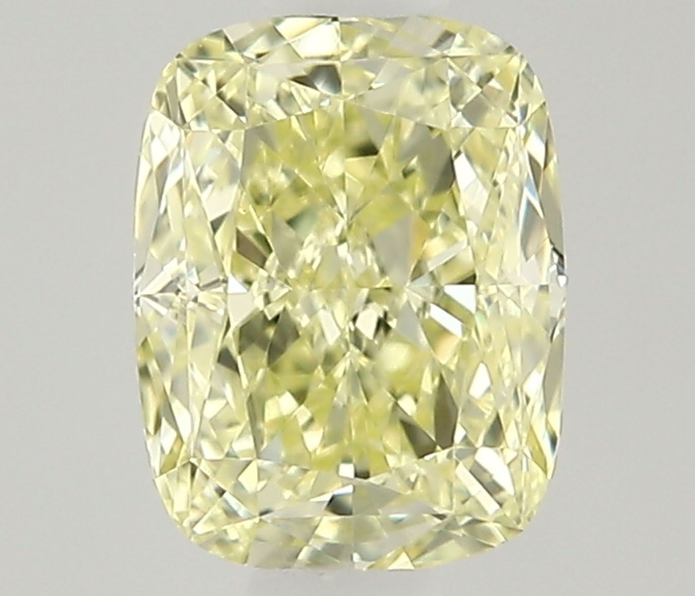 Diament 0.44 ct Fancy Light Yellow/VVS1