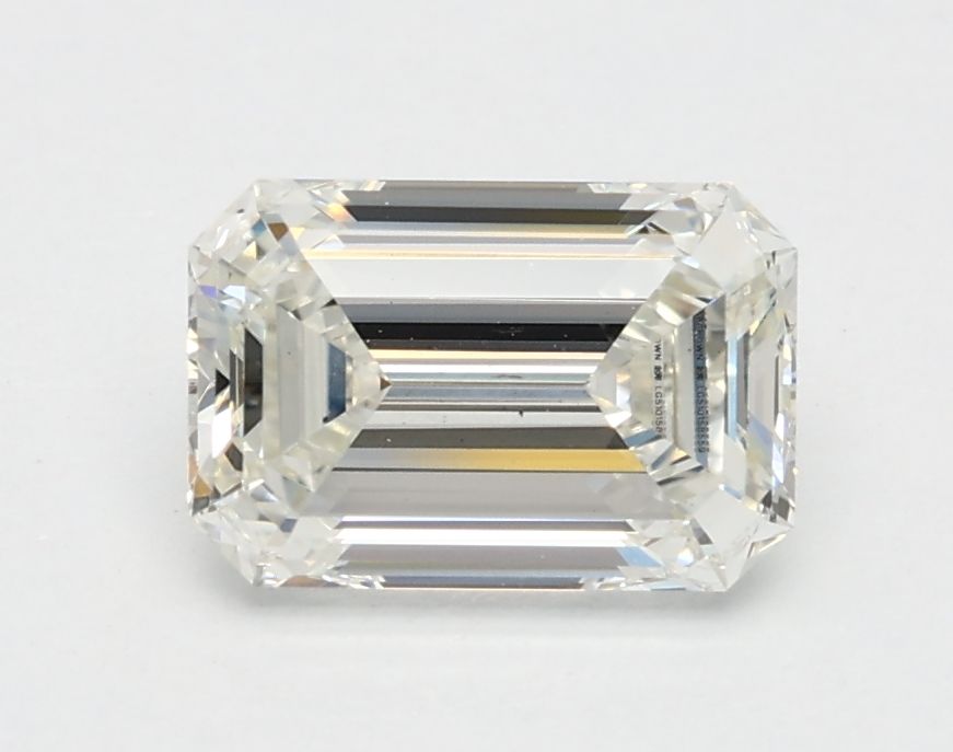 1.05 ct. emerald Lab Grown Diamond front image