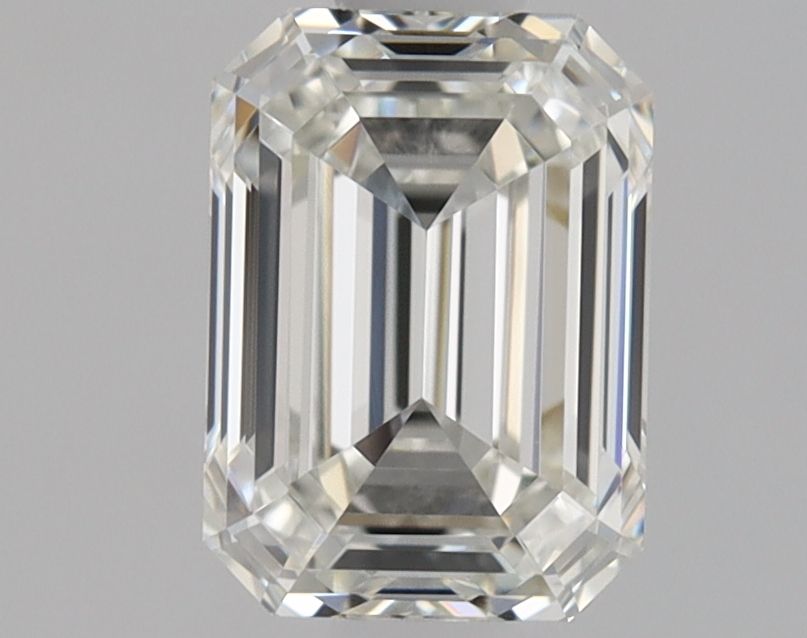 0.80 ct Emerald diamond