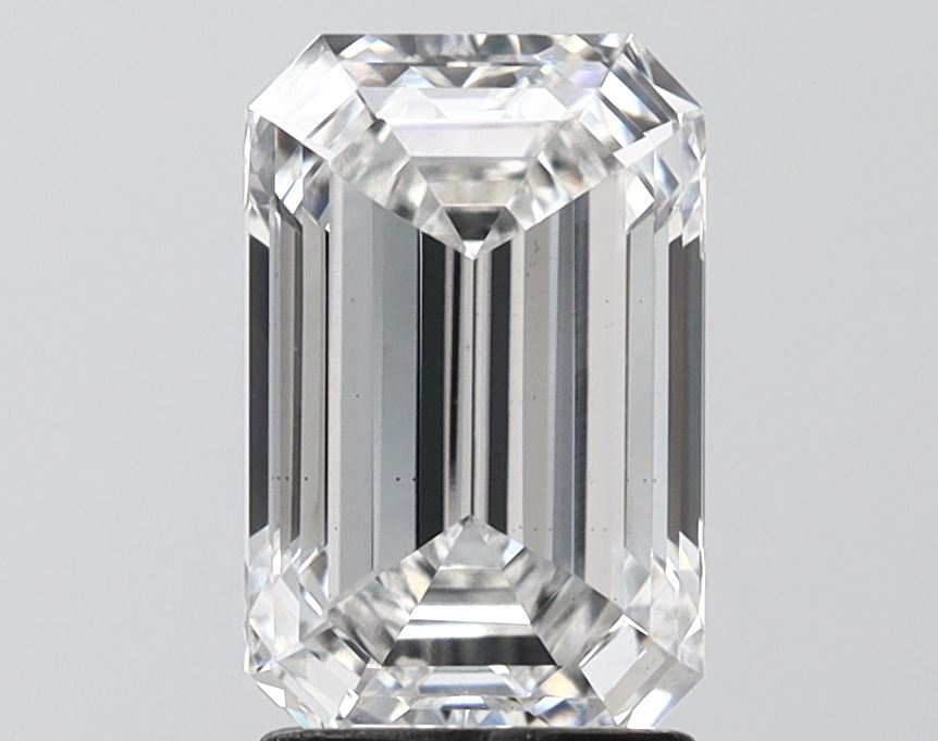 2.52 ct. emerald Lab Grown Diamond front image