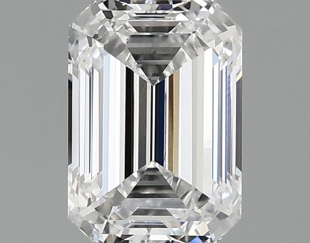 1.45 ct. emerald Lab Grown Diamond front image