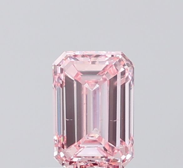0.91 ct Emerald diamond