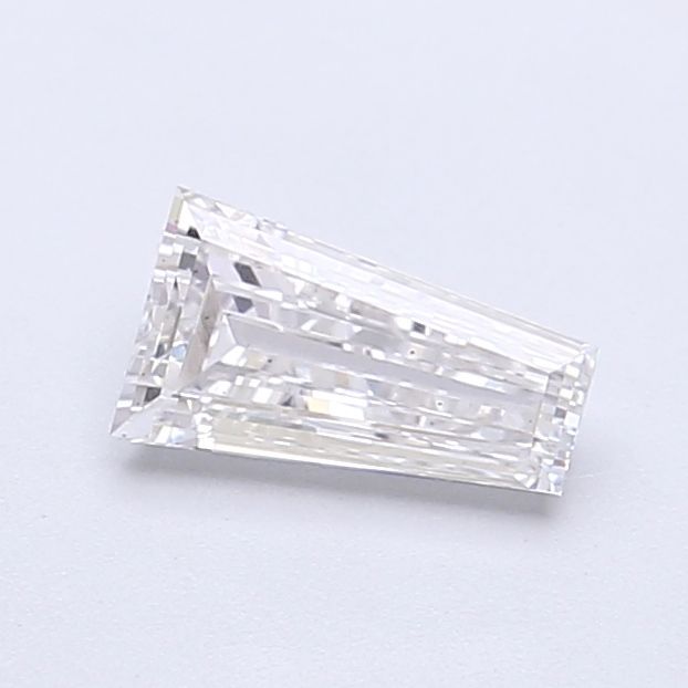 0.59 ct lab-grown Tapered baguette Diamond