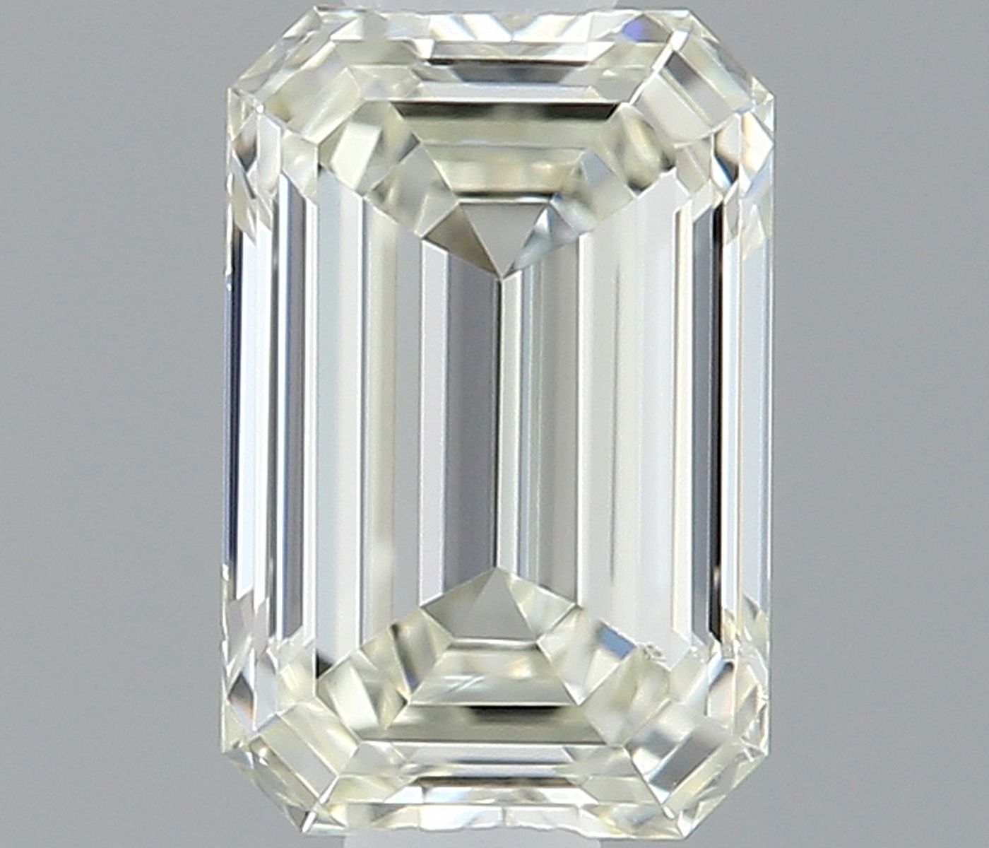 0.4 ct Emerald Diamond