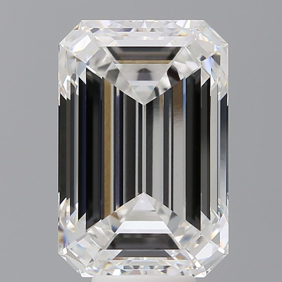 9.57 ct. emerald Lab Grown Diamond front image