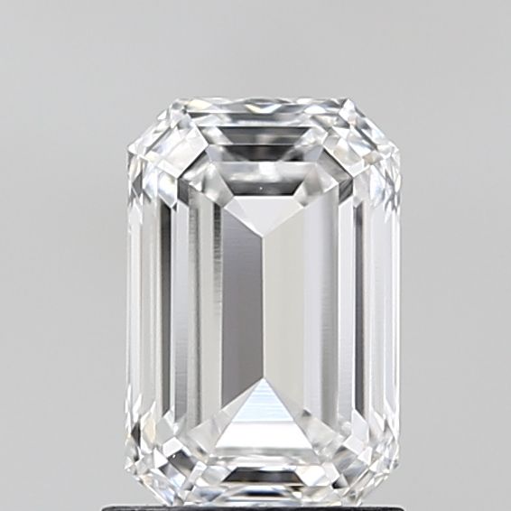1.57 ct. emerald Lab Grown Diamond front image