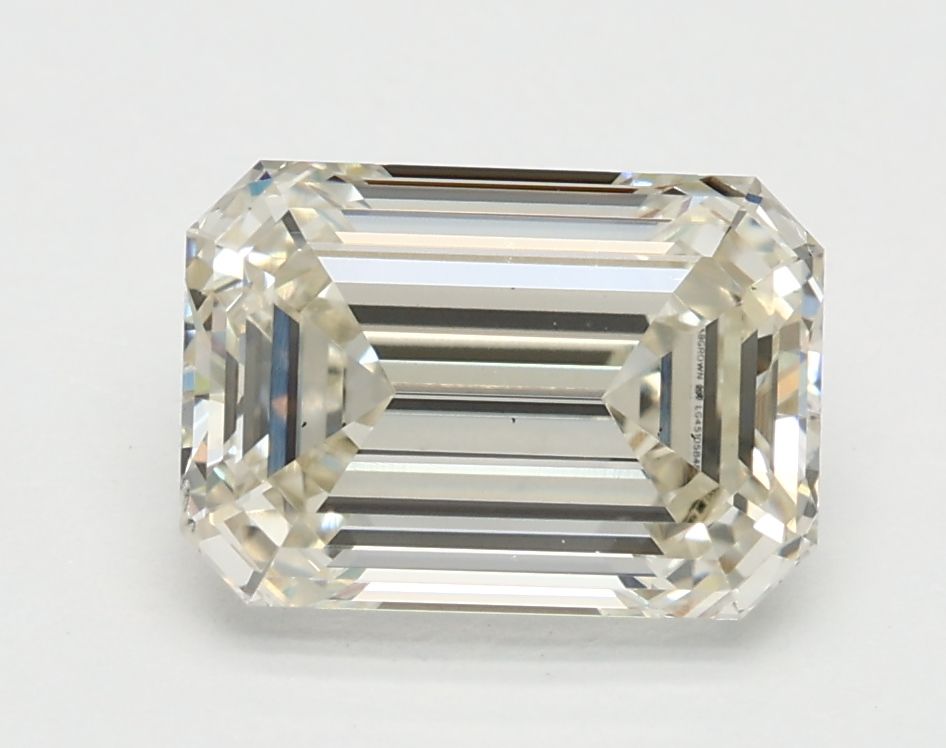 1.76 ct. emerald Lab Grown Diamond front image
