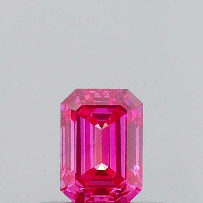 0.29 ct lab-grown Emerald Diamond
