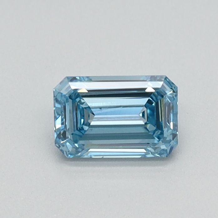 0.32 ct Emerald diamond