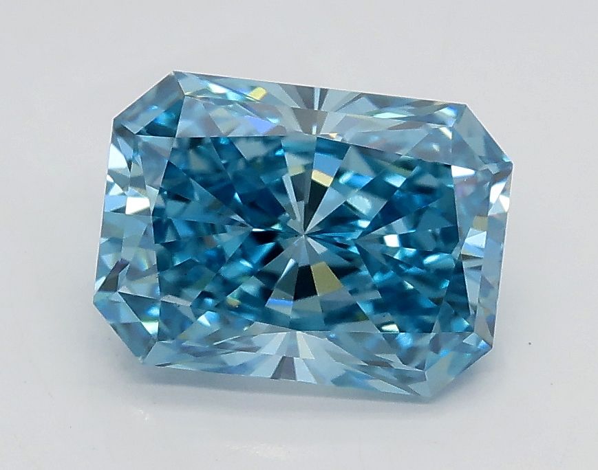 1.52 ct Radiant diamond