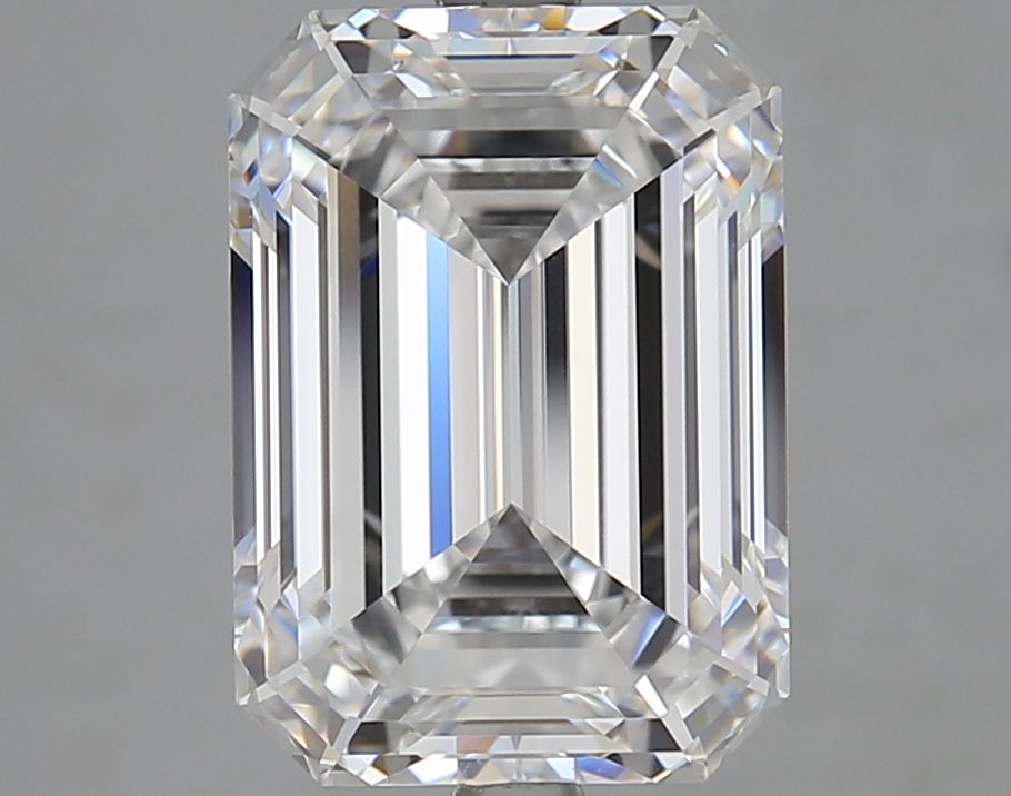 4.83 ct. emerald Lab Grown Diamond front image