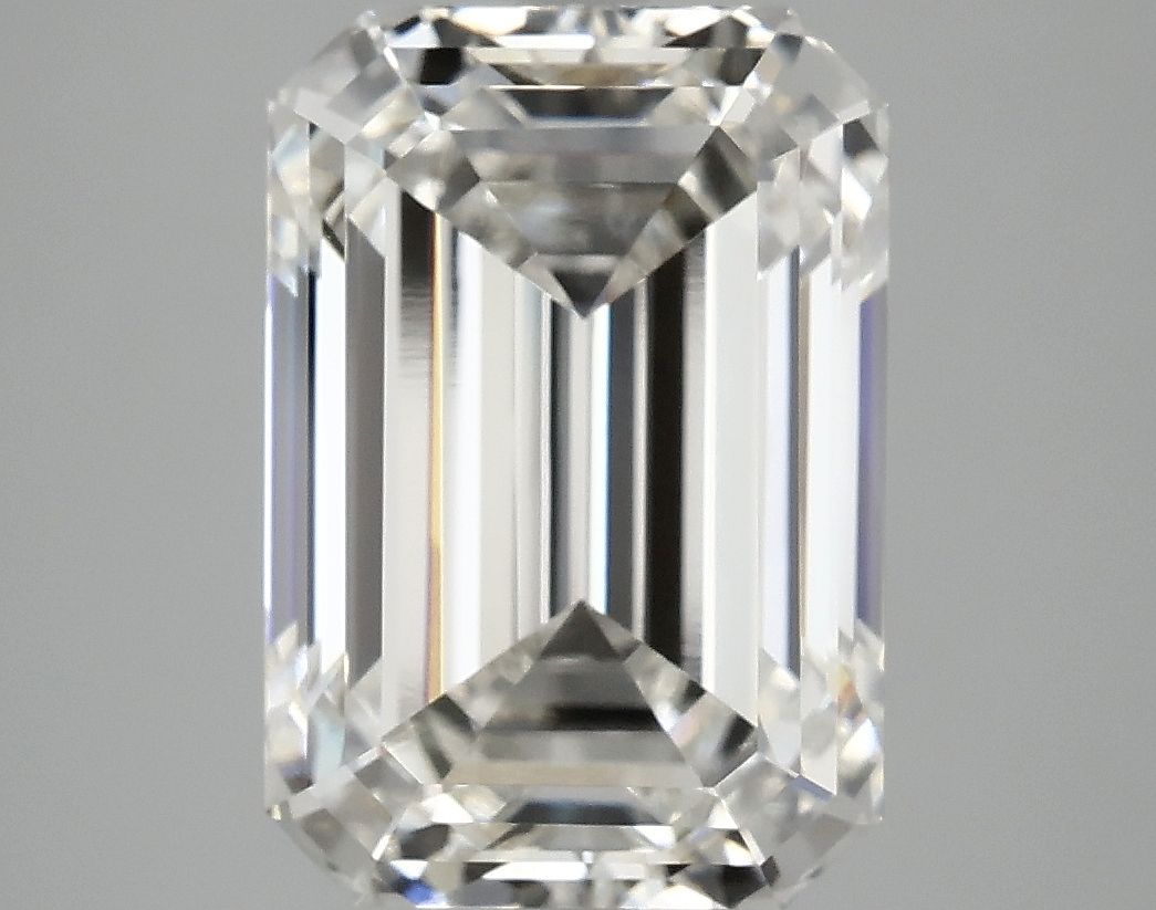 5.10 ct. emerald Lab Grown Diamond front image