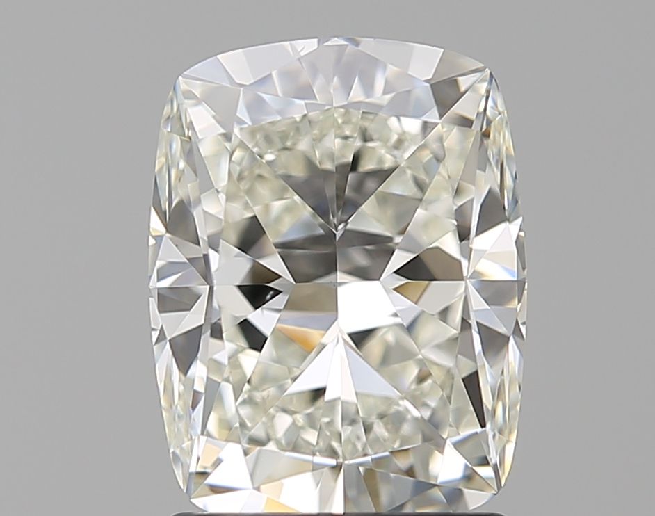 2.01 ct Cushion Brilliant diamond