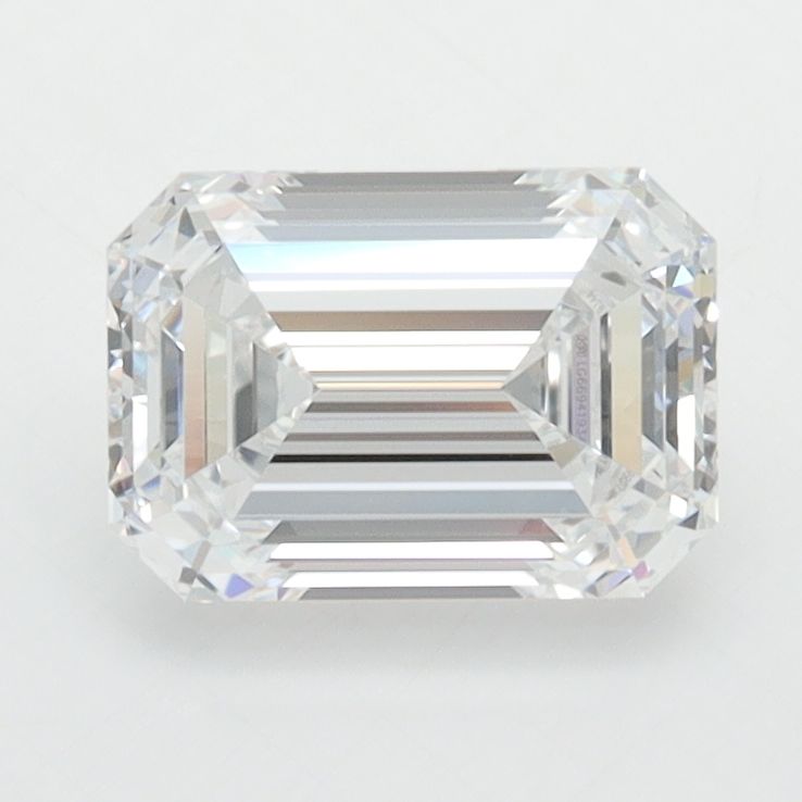 1.54 ct. emerald Lab Grown Diamond front image
