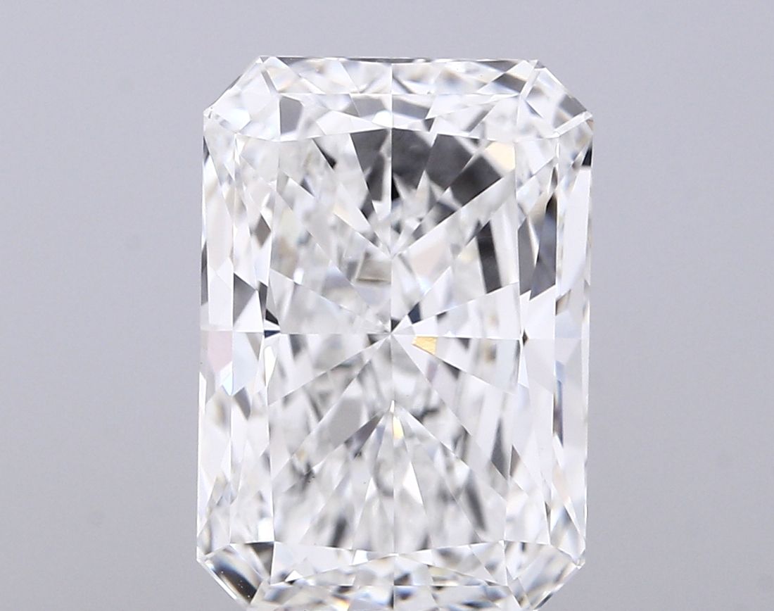 6.09 ct. radiant Lab Grown Diamond front image