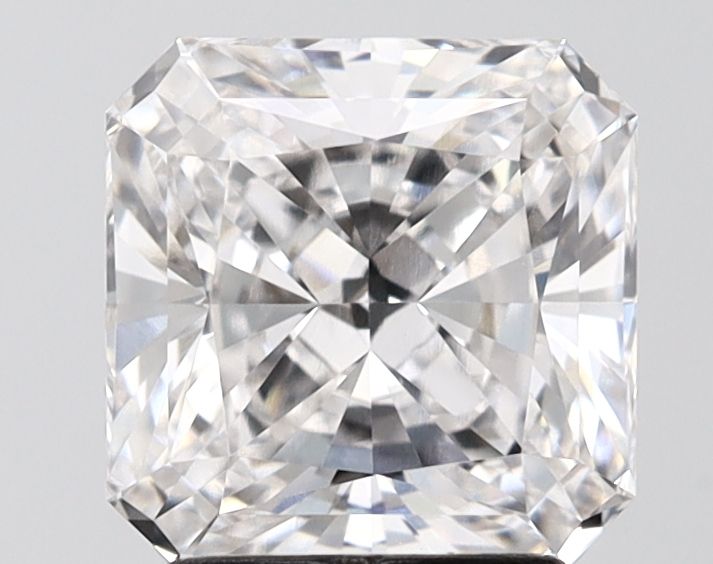 2.57 ct lab-grown Square radiant Diamond