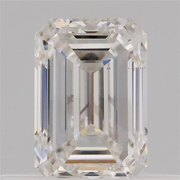 0.4 ct lab-grown Emerald Diamond