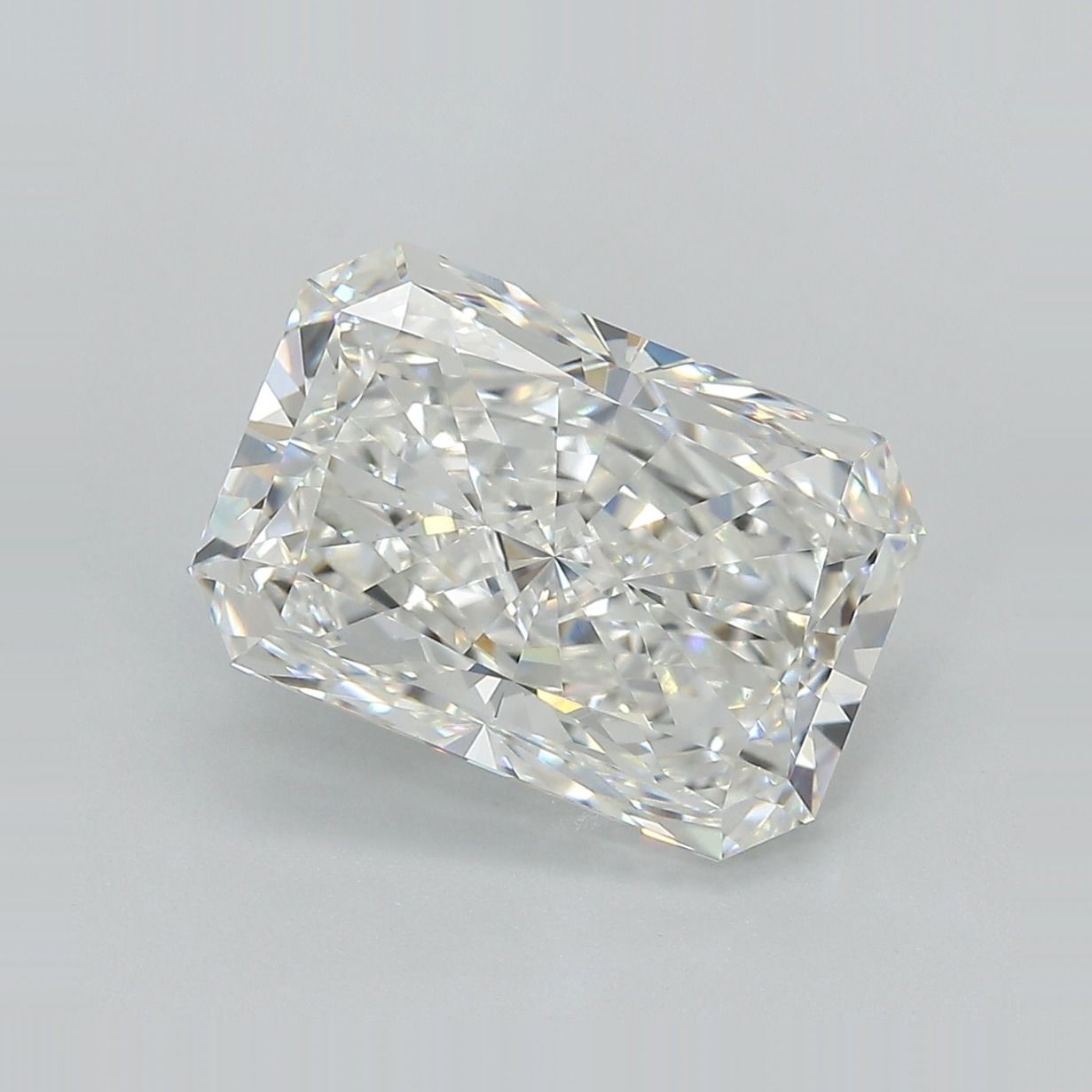 1.79 ct. radiant Lab Grown Diamond front image