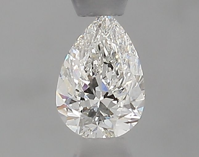0.40 ct Pear diamond