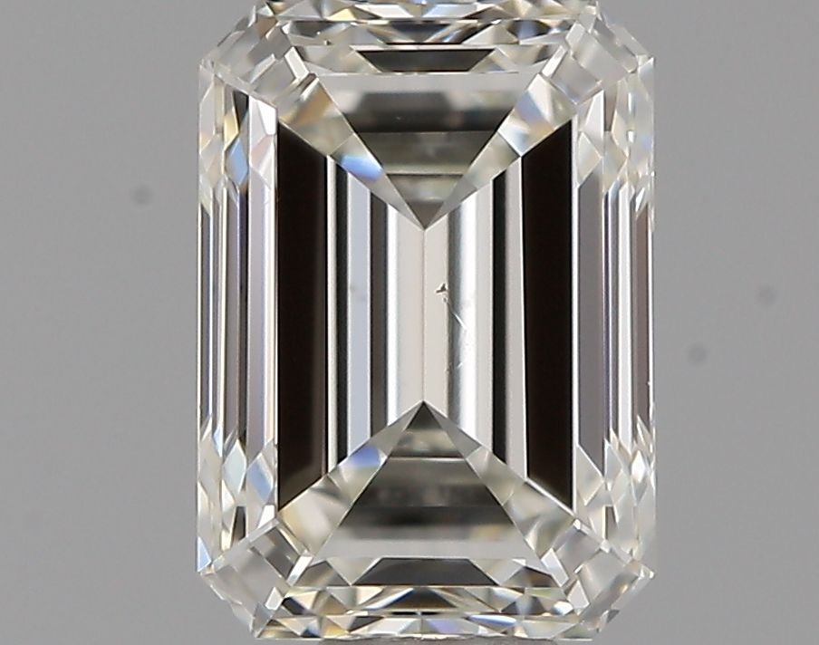 0.61 ct Emerald diamond