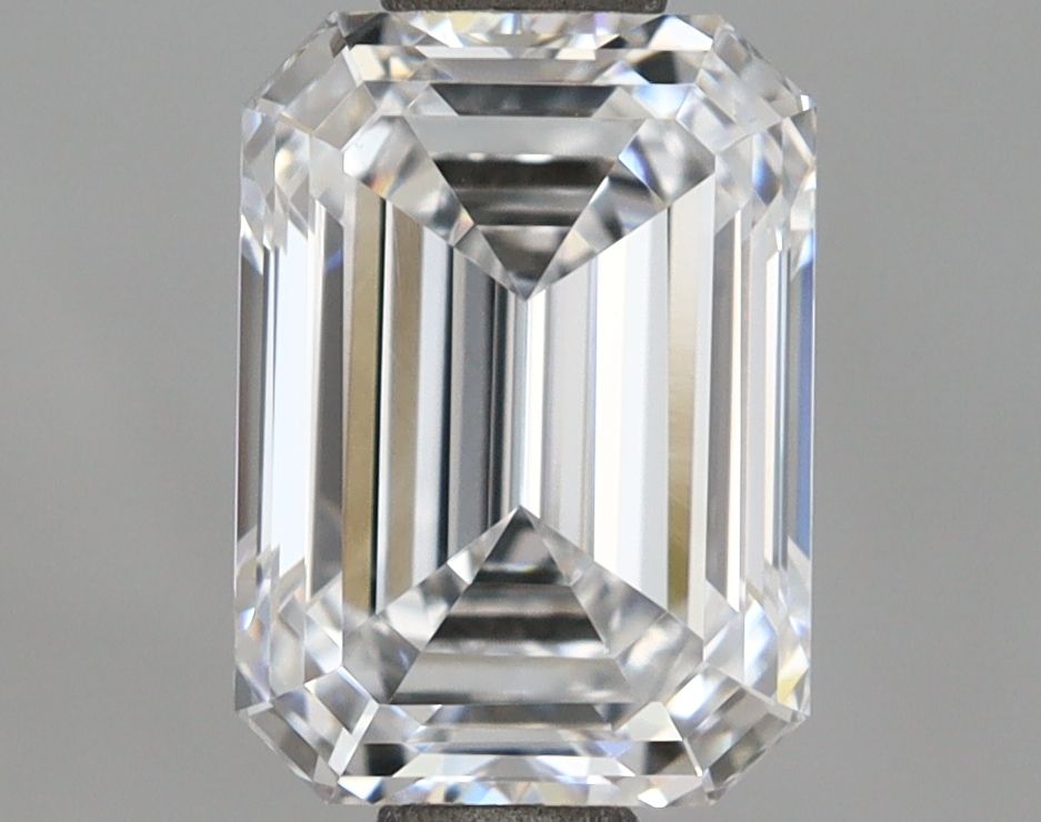 1.51 ct. emerald Lab Grown Diamond front image