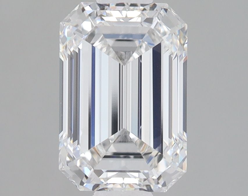 1.90 ct. emerald Lab Grown Diamond front image