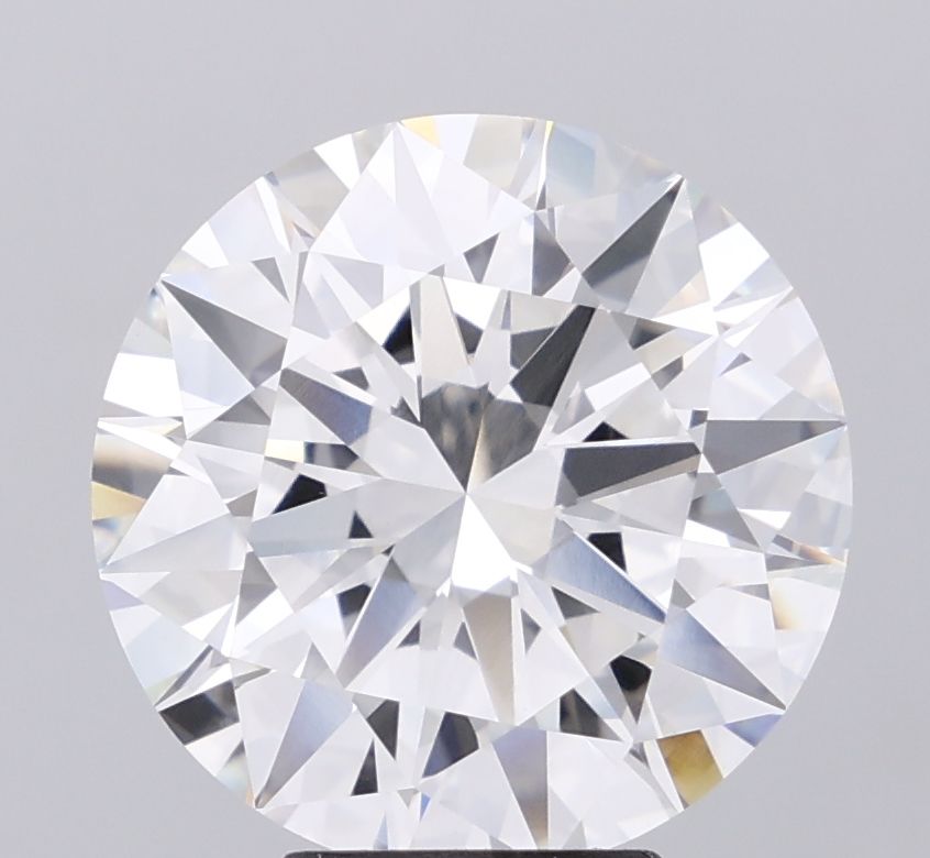 8.02 ct. round Lab Grown Diamond front image