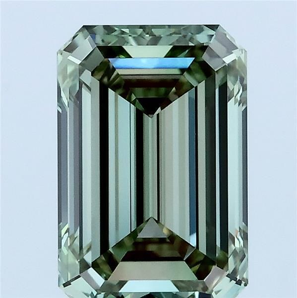 2.52 ct Emerald diamond