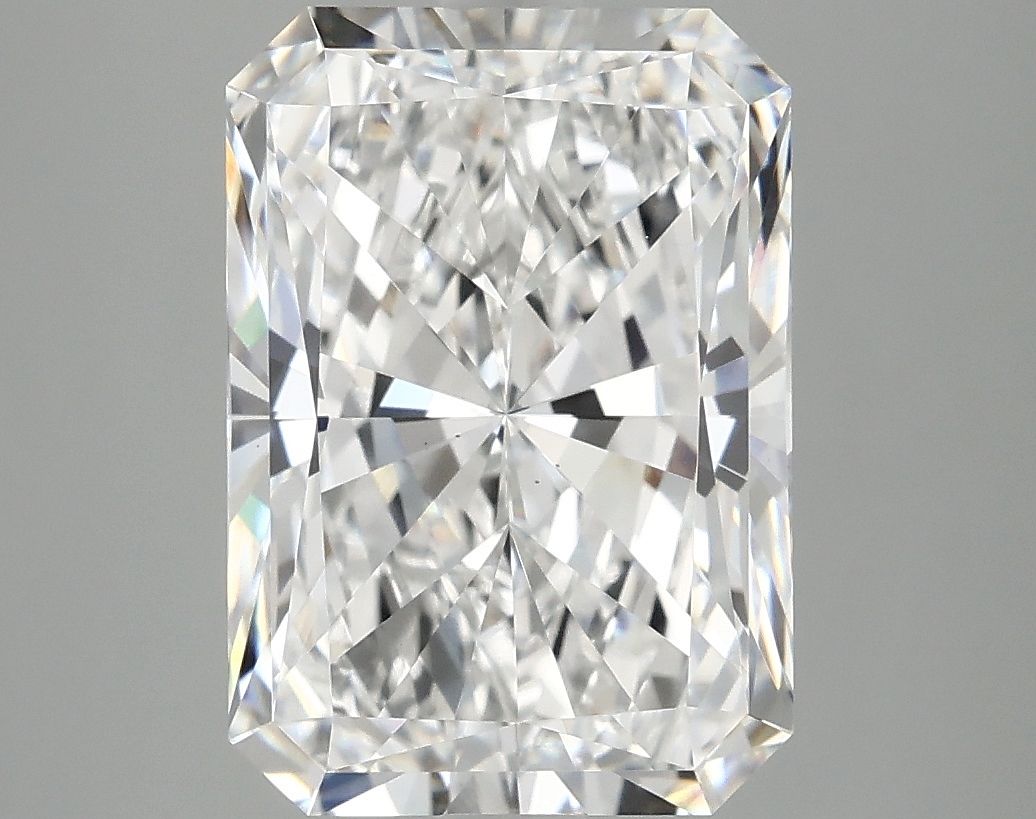 4.79 ct. radiant Lab Grown Diamond front image