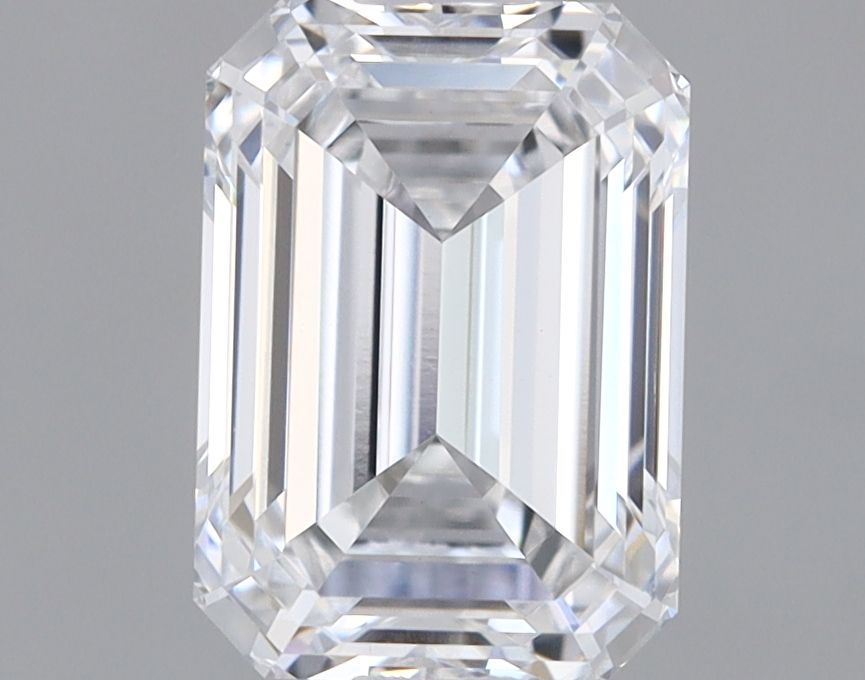 1.08 ct. emerald Lab Grown Diamond front image