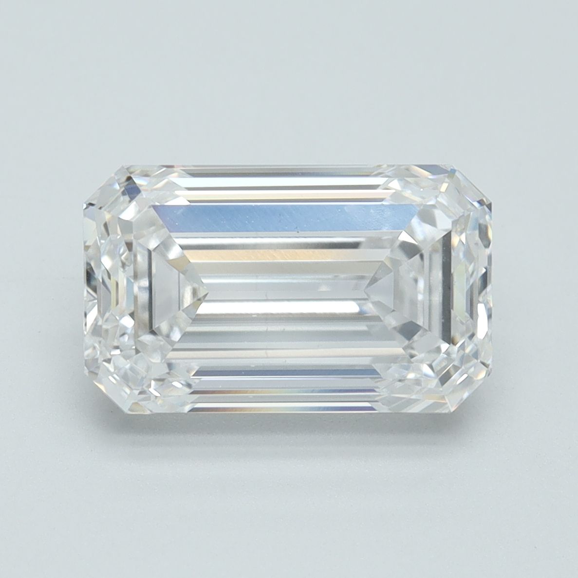 4.07 ct. emerald Lab Grown Diamond front image