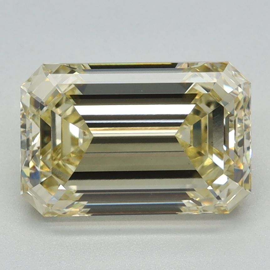 2.04 ct Emerald diamond