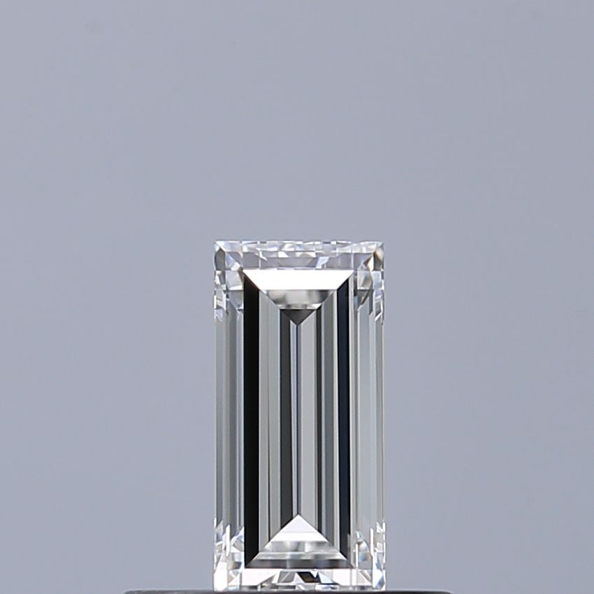 0.38 ct Baguette diamond