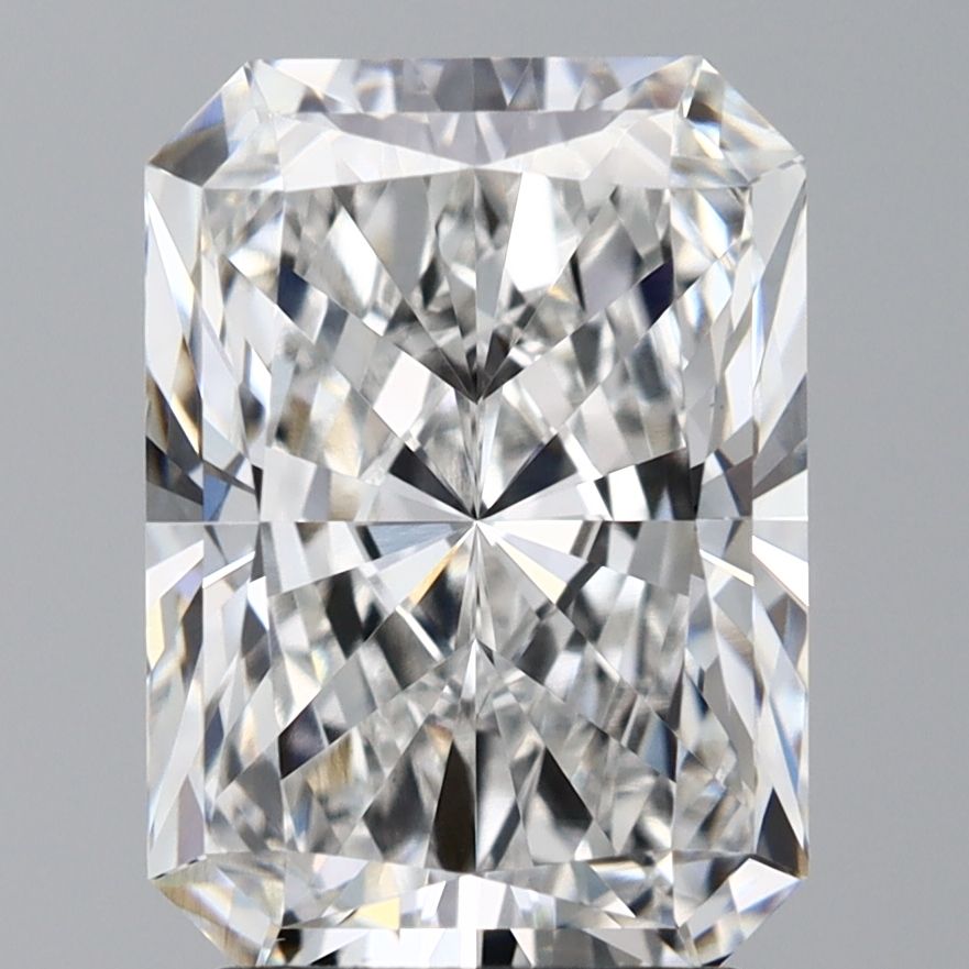 3.07 ct Radiant diamond