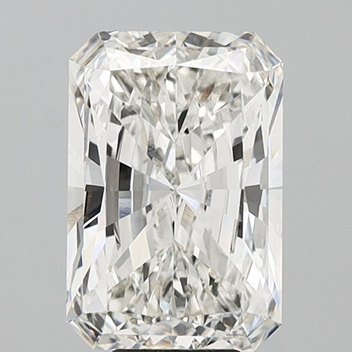 7.02 ct. radiant Lab Grown Diamond front image