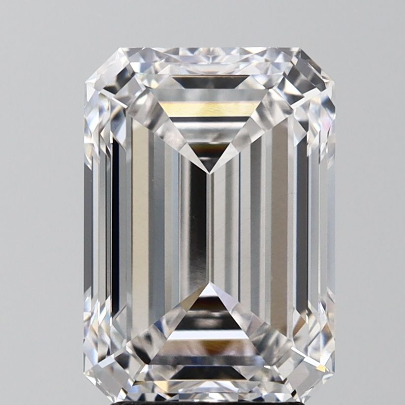 4.07 ct. emerald Lab Grown Diamond front image