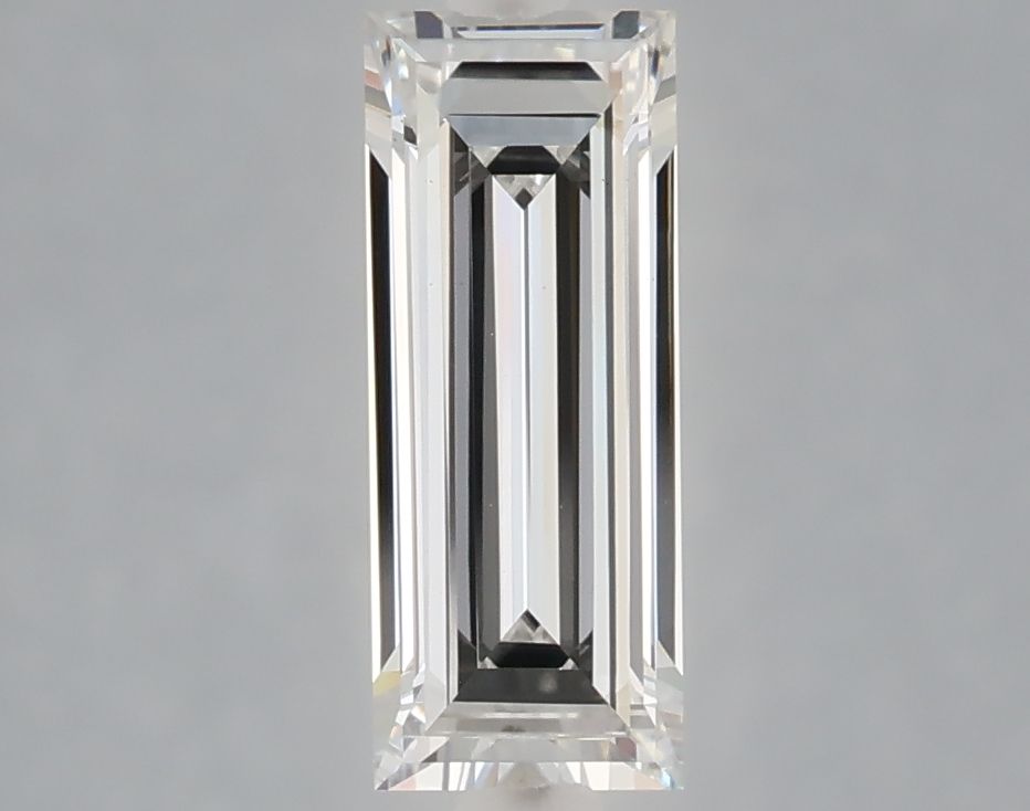 1.05 ct lab-grown Baguette Diamond