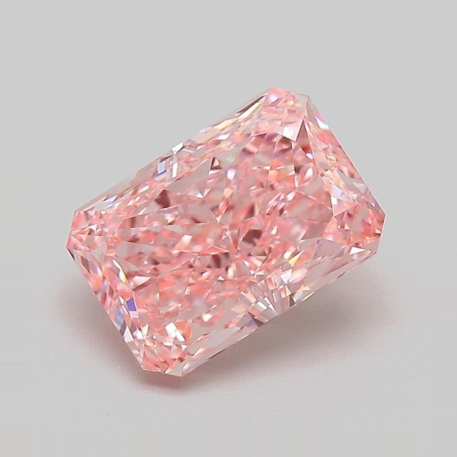 2.61 ct Radiant diamond