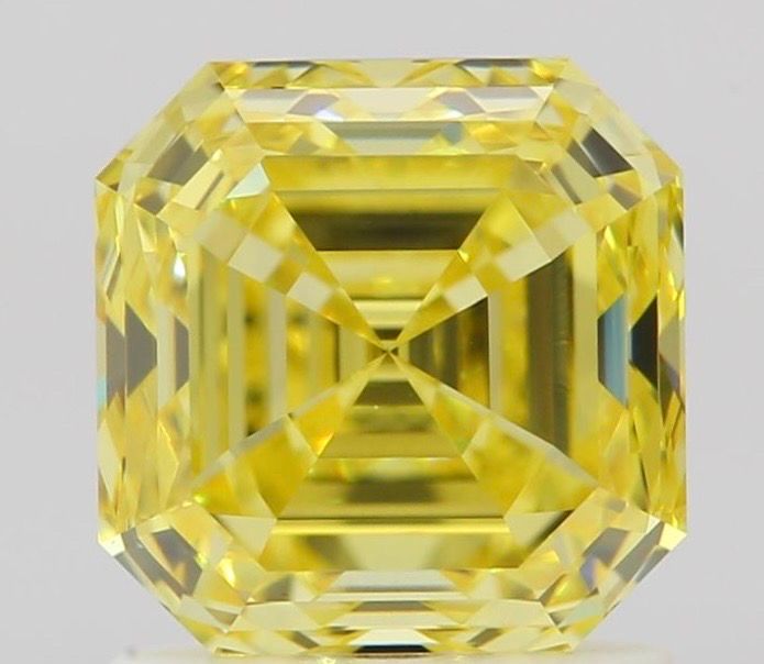 1.6 ct Square emerald Diamond