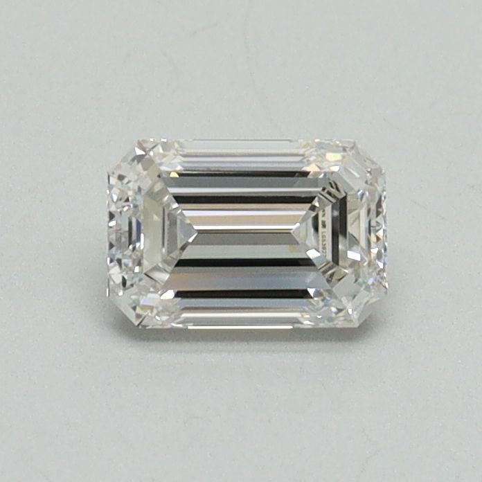 0.48 ct Emerald diamond