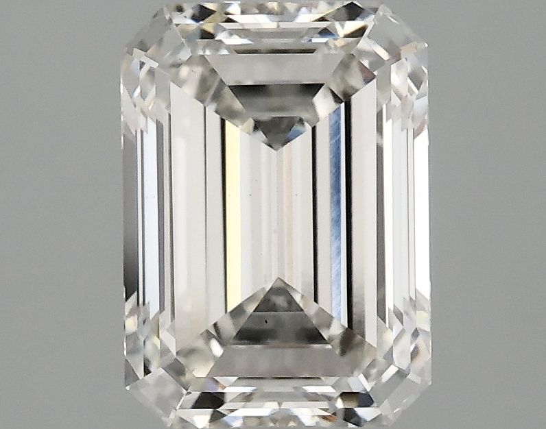 2.57 ct Emerald diamond
