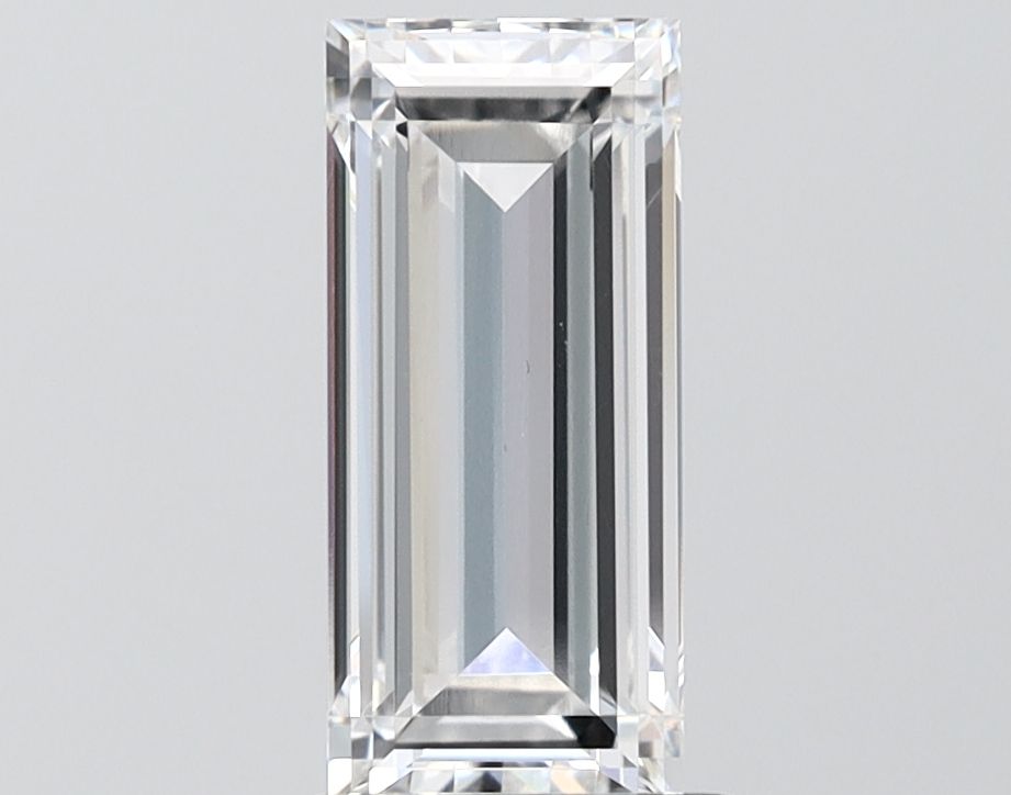 1.75 ct lab-grown Baguette Diamond