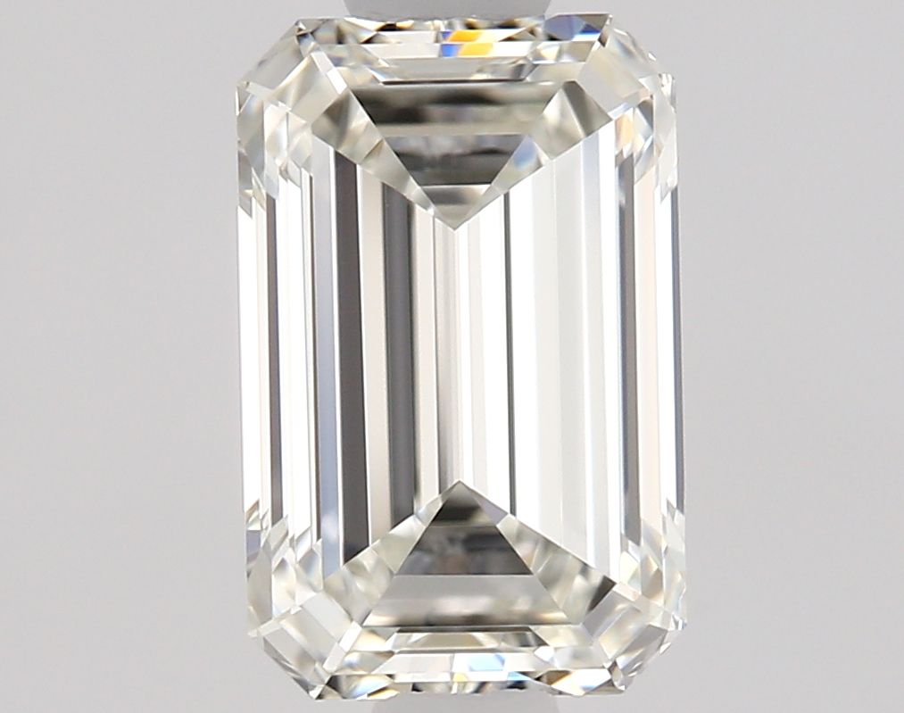 1.01 ct Emerald diamond