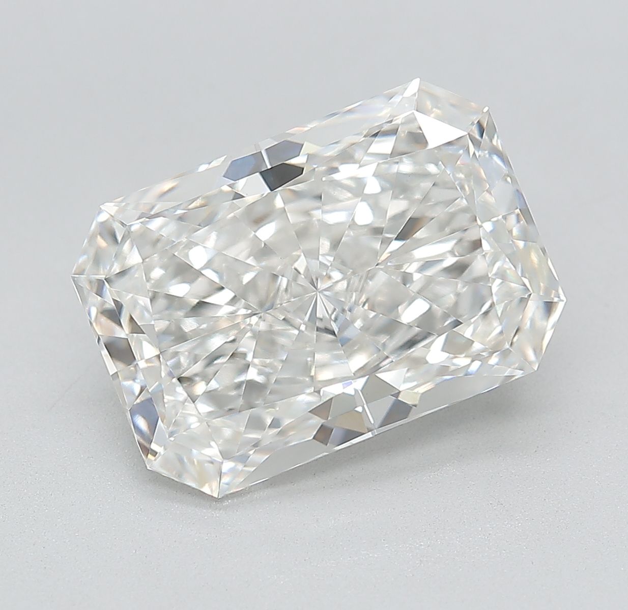 5.69 ct. radiant Lab Grown Diamond front image