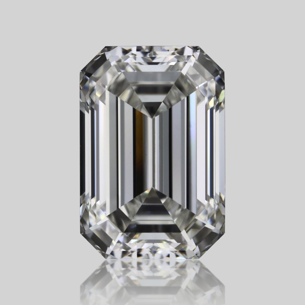 0.70 ct Emerald diamond