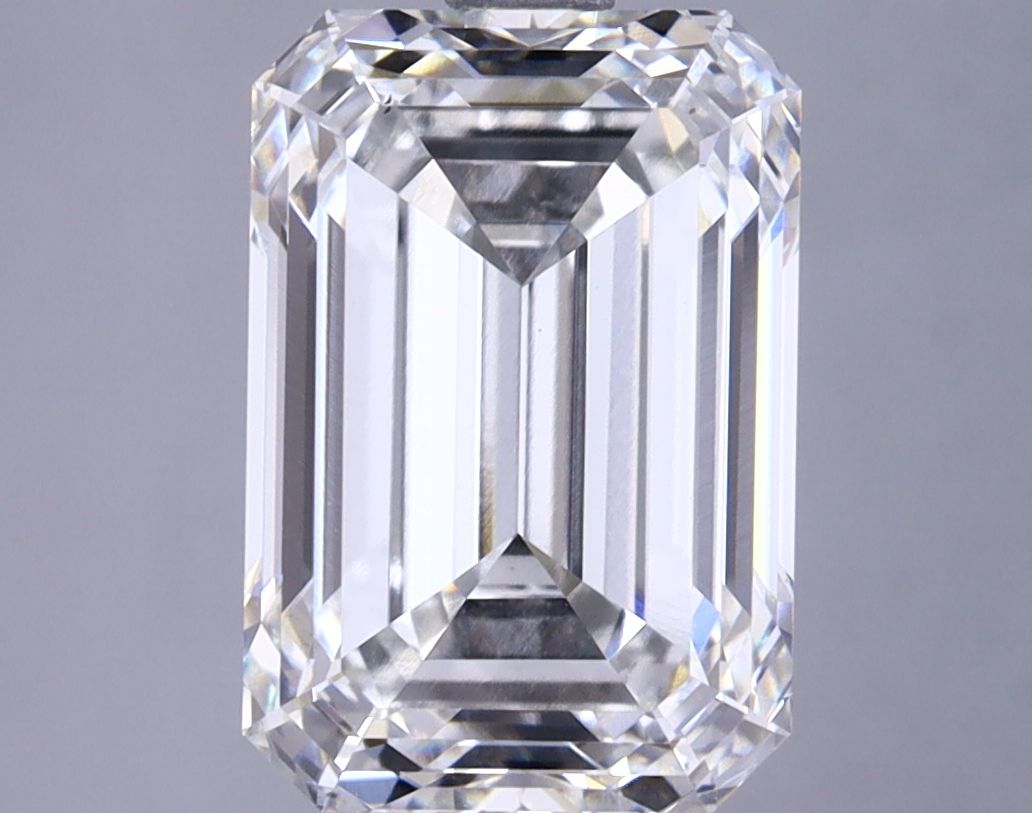 4.20 ct. emerald Lab Grown Diamond front image